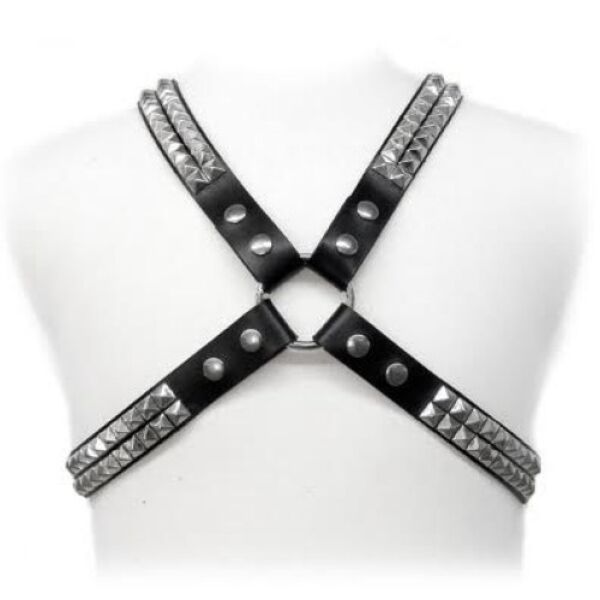 Moški telesni harness Leather Body Pyramid Stud, prevezan in s kovinskimi detajli