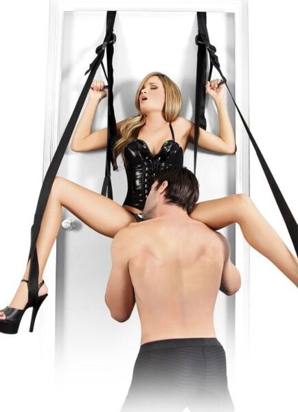 Sex gugalnica za vrata Pipedream Fetish Fantasy Deluxe z oblazinjenim sedežem in trakovi