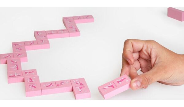 Erotična igra lesen domino Secret Play Kinky Domino z ilustriranimi ploščicami